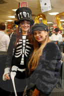 PEOPLE - Camilla mit weiteren Promis am ICAP Charity Day in London