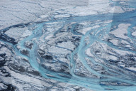 FEATURE - Forscher untersuchen das Schmelzen des grönländischen Eisschildes