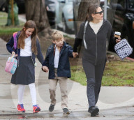 PEOPLE - Jennifer Garner bringt ihre Kinder in die Schule in Santa Monica