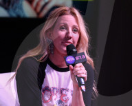 PEOPLE - Ellie Goulding besucht den Radiosender Hits 97.3