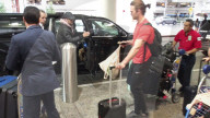 EXKLUSIV - Orlando Bloom am Flughafen von LA