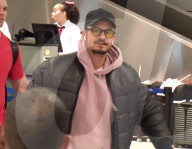EXKLUSIV - Orlando Bloom am Flughafen von LA