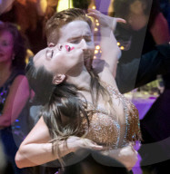 PEOPLE - Katya und Neil Jones nachts vergnügt in London