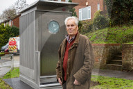 FEATURE - Eine moderne Toilette für Busfahrer lässt die Einwohner von Biggin Hill staunen
