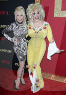 PEOPLE - Promis an der 'Dumplin' Premiere in Los Angeles