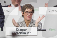NEWS - Deutschland: CDU Parteitag in Hamburg