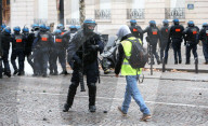 FEATURE - Frankreich: Proteste der 'Gilets Jaunes' in Paris