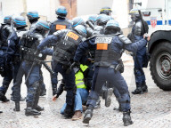 FEATURE - Frankreich: Proteste der 'Gilets Jaunes' in Paris