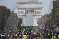 FEATURE - Frankreich: Proteste der 'Gilets Jaunes' in Paris