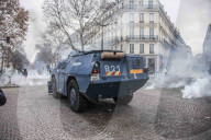 FEATURE - Frankreich: Proteste der 'Gilets Jaunes' in Paris