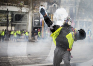 FEATURE - Frankreich: Proteste der 'Gilets Jaunes' in Paris