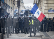 FEATURE - Frankreich: Proteste der 'Gilets Jaunes' in Paris