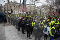 FEATURE - Frankreich: Proteste der 'Gilets Jaunes' in Paris