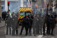 FEATURE - Frankreich: Proteste der 'Gilets Jaunes' in Paris