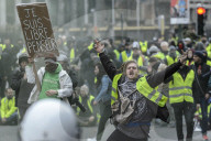 NEWS - Gilets Jaunes: Ausschreitungen und Demonstrationen in Brüssel
