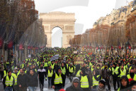 NEWS - Gilets Jaunes: Demonstrationen und Ausschreitungen in Paris