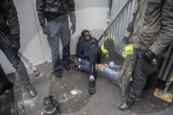 NEWS - Gilets Jaunes: Demonstrationen und Ausschreitungen in Paris