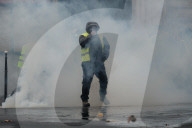 NEWS - Gilets Jaunes: Demonstrationen und Ausschreitungen in Paris