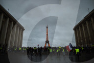 NEWS - Gilets Jaunes: Demonstrationen und Ausschreitungen in Paris