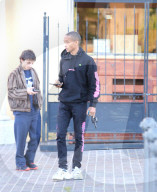 PEOPLE - Jaden Smith mit Freunden in Calabasas unterwegs