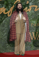 PEOPLE - British Fashion Award: Promis auf dem roten Teppich