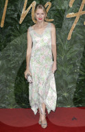 PEOPLE - British Fashion Award: Promis auf dem roten Teppich