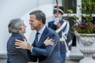 NEWS - Brexit: Mark Rutte empfängt Theresa May zu einem Arbeitsfrühstuck in Den Haag