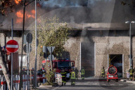 NEWS - Roms Müll steht in Flammen: Abfallanlage brennt lichterloh