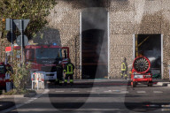 NEWS - Roms Müll steht in Flammen: Abfallanlage brennt lichterloh
