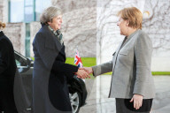 NEWS - Brexit: Theresa May trifft Angela Merkel in Berlin