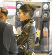 EXKLUSIV - Kendall Jenner bei MacDonalds 