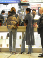 EXKLUSIV - Kendall Jenner bei MacDonalds 