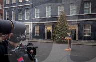 NEWS - Brexit: Theresa May spricht vor 10 Downing Street in London