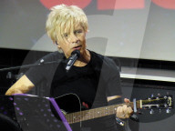 PEOPLE - On Stage: Stars live auf der Bühne