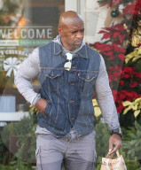 EXKLUSIV - Hosenladen offen: Terry Crews auf Shoppingtour in Beverly Hills