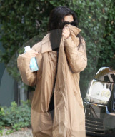EXKLUSIV - Schlechte Quoten: Kourtney Kardashian gibt sich bedeckt