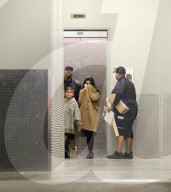 EXKLUSIV - Schlechte Quoten: Kourtney Kardashian gibt sich bedeckt