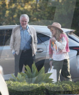 EXKLUSIV - John Voight in Bel-Air unterwegs