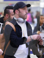 PEOPLE - Take Off: Promis gehen auf Reisen