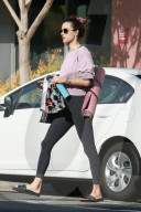 PEOPLE - Alessandra Ambrosio auf dem Weg ins Gym