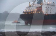 NEWS - Russisches Containerschiff sitzt vor Cornwall auf Grund