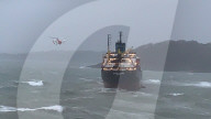 NEWS - Russisches Containerschiff sitzt vor Cornwall auf Grund