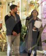 PEOPLE - Joshua Jackson beim romantischen Dinner-Date mit einer unbekannten Frau