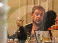 PEOPLE - Joshua Jackson beim romantischen Dinner-Date mit einer unbekannten Frau