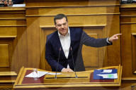 NEWS - Athen: Regierung berät Budget - Bürger protestieren auf den Strassen