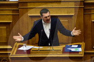 NEWS - Athen: Regierung berät Budget - Bürger protestieren auf den Strassen