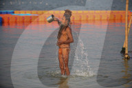 FEATURE - Pix of the Day: Bilder des Tages