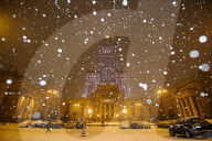 FEATURE - Pix of the day: Bilder des Tages