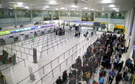 NEWS - Flughafen Gatwick erneut wegen Drone lahmgelegt