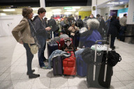 NEWS - Flughafen Gatwick erneut wegen Drone lahmgelegt